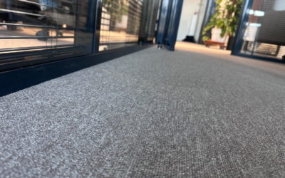 Shampouinage de Moquette dans des Bureaux et Open Spaces