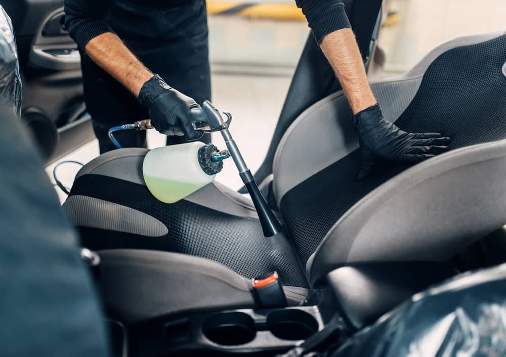 Nettoyage automobile professionnel