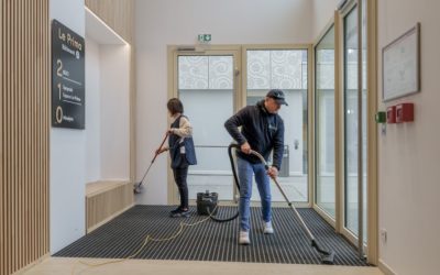 Pourquoi des bureaux propres améliorent la productivité des équipes