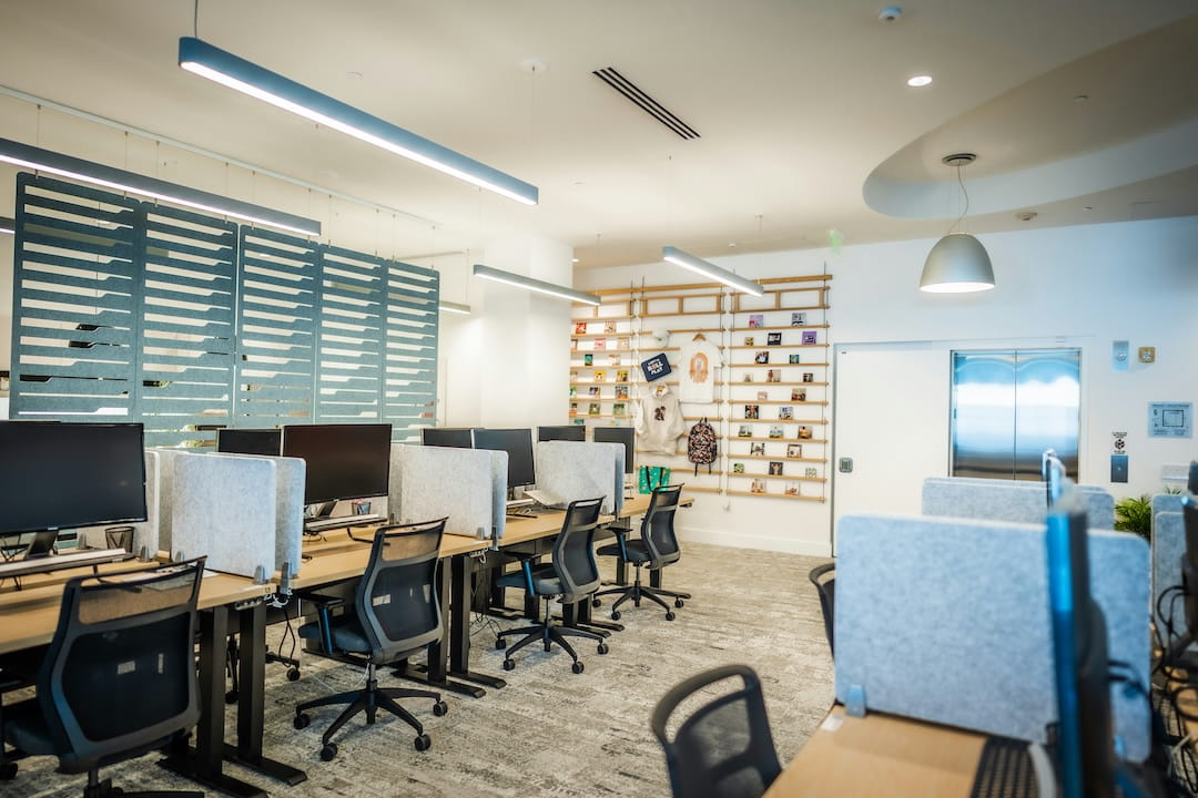 Bureaux nettoyage professionnel Savoie Haute-Savoie